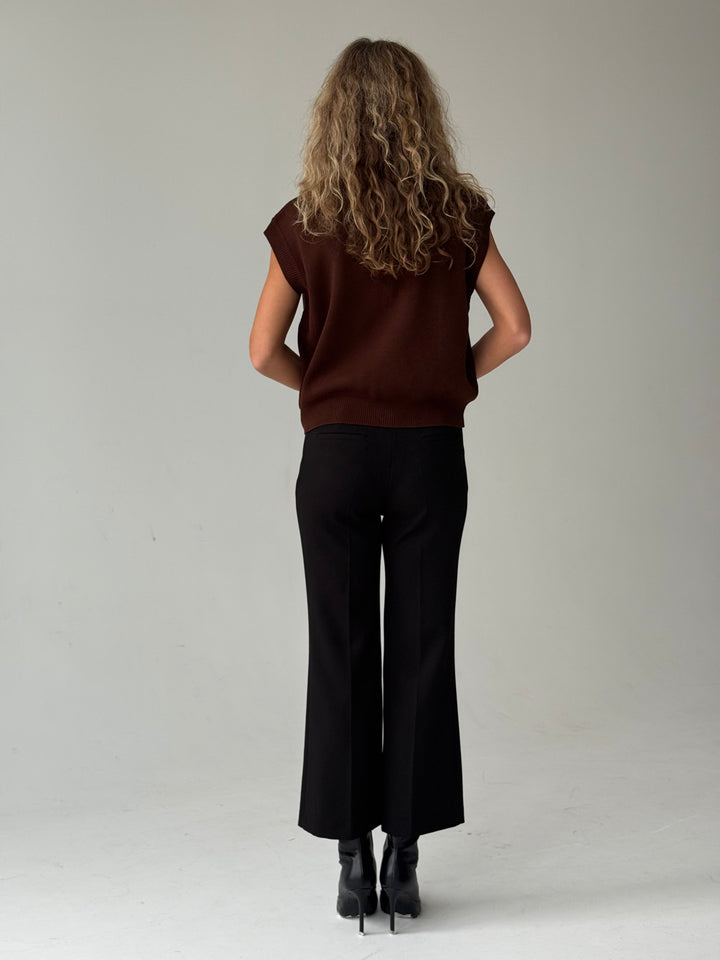 Adīta trikotāžas veste #01