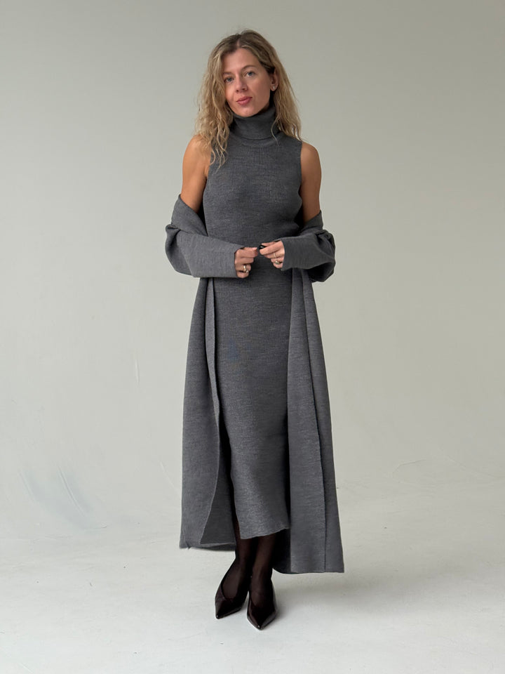 Trikotāžas kleitas un jakas komplekts