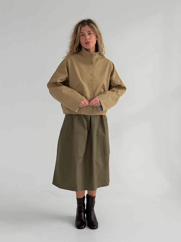 Kokvilnas svārki ar kabatām un savelkamu aukliņu