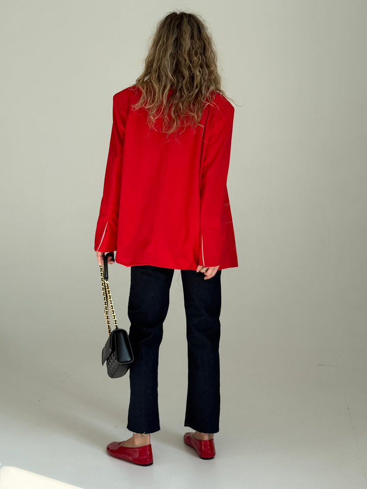 Oversize viskozes žakete ar kontrastējošiem elementiem