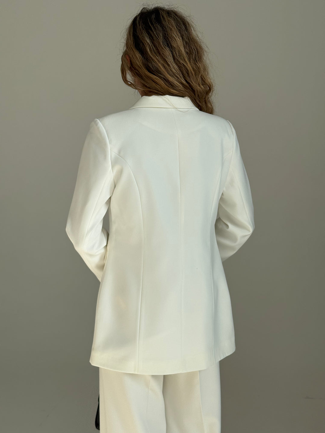 Pagarināta klasiska viduklī pieguļoša žakete #02