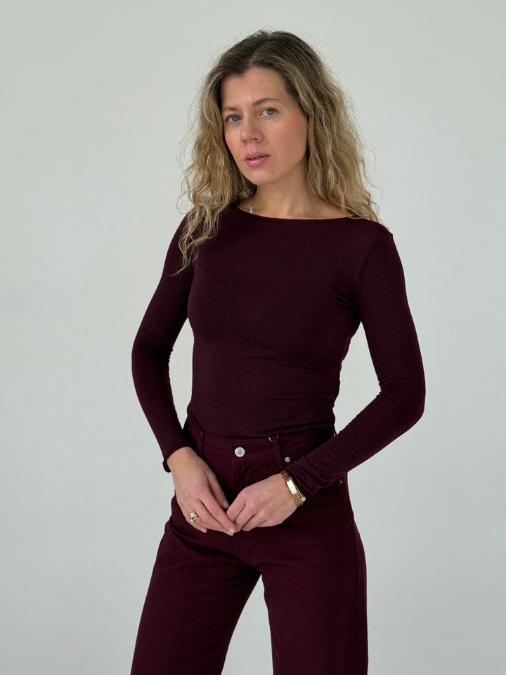 Slim fit viskozes tops ar garām piedurknēm