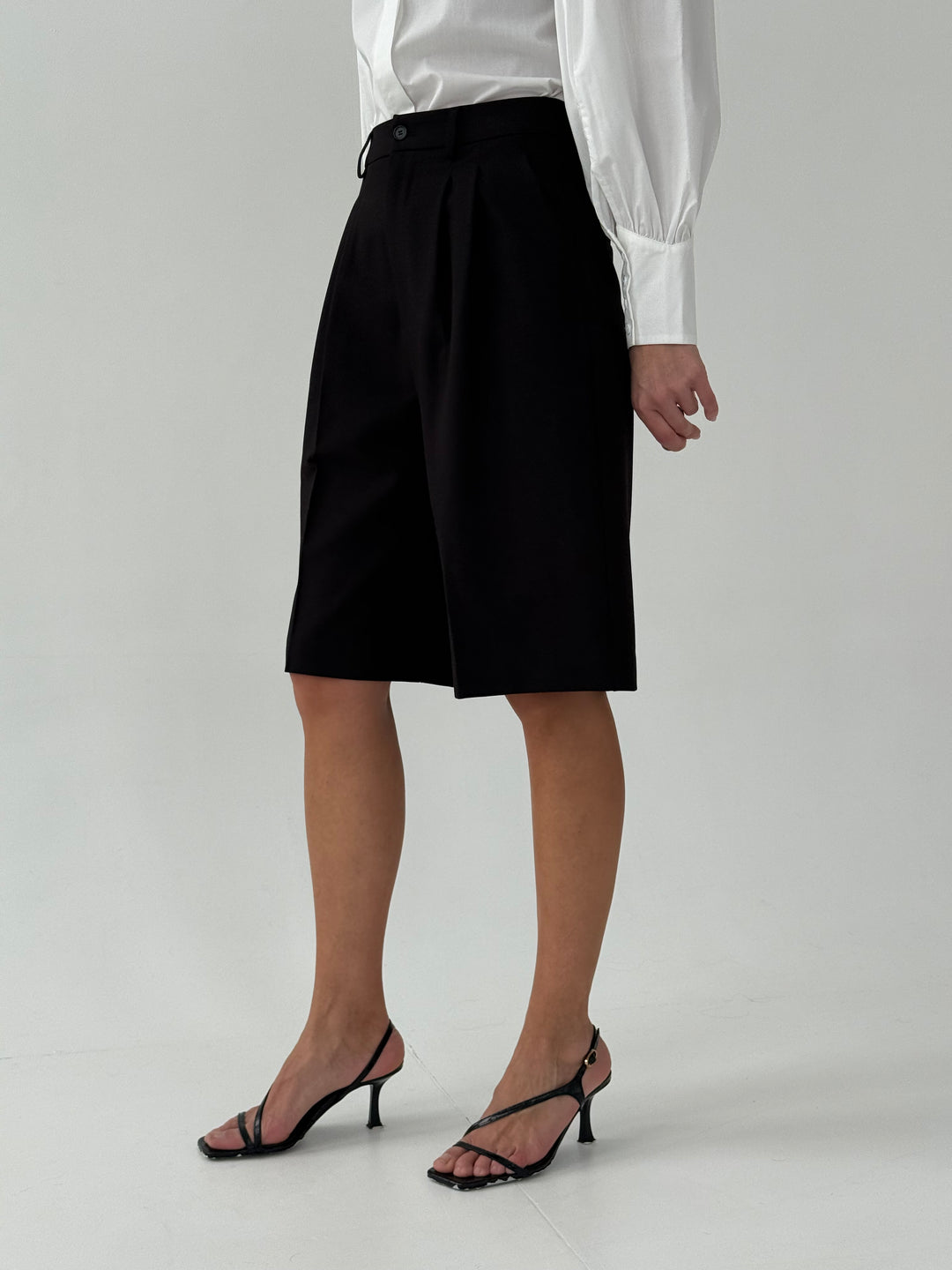 Klasiskie bermudu šorti