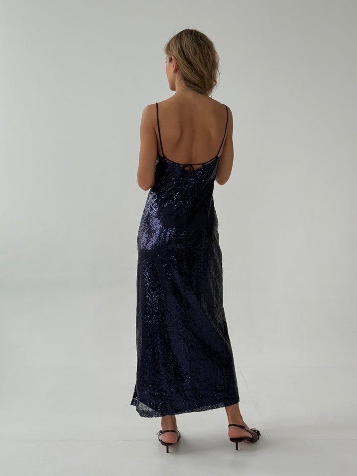 Midi kleita ar fliteriem