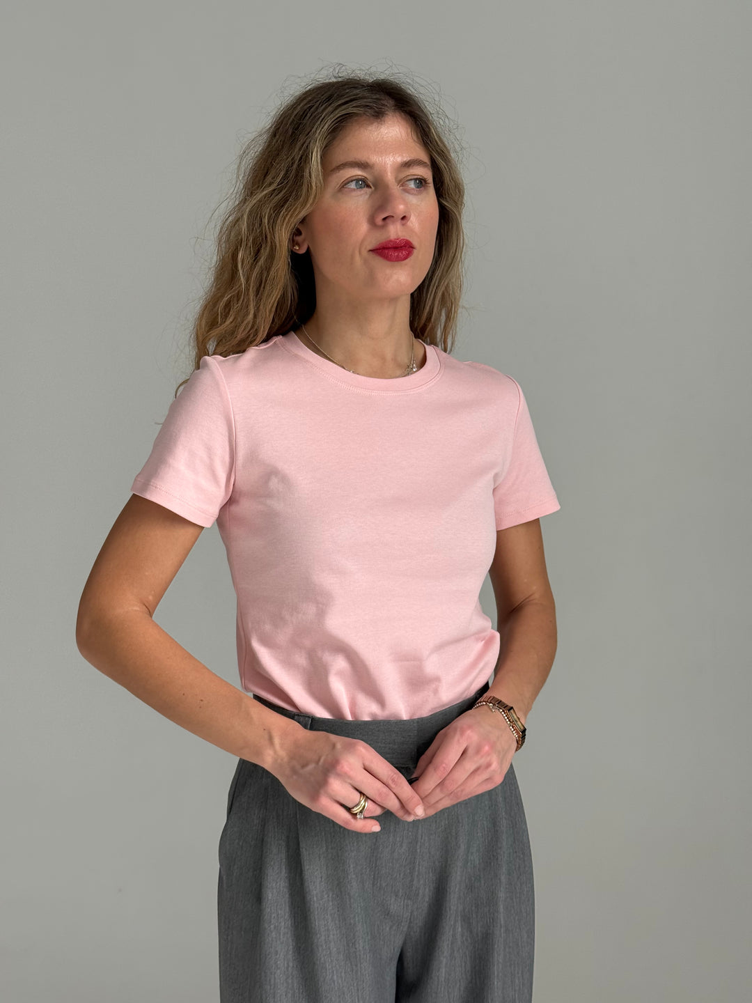 Slim fit premium kokvilnas t-krekls