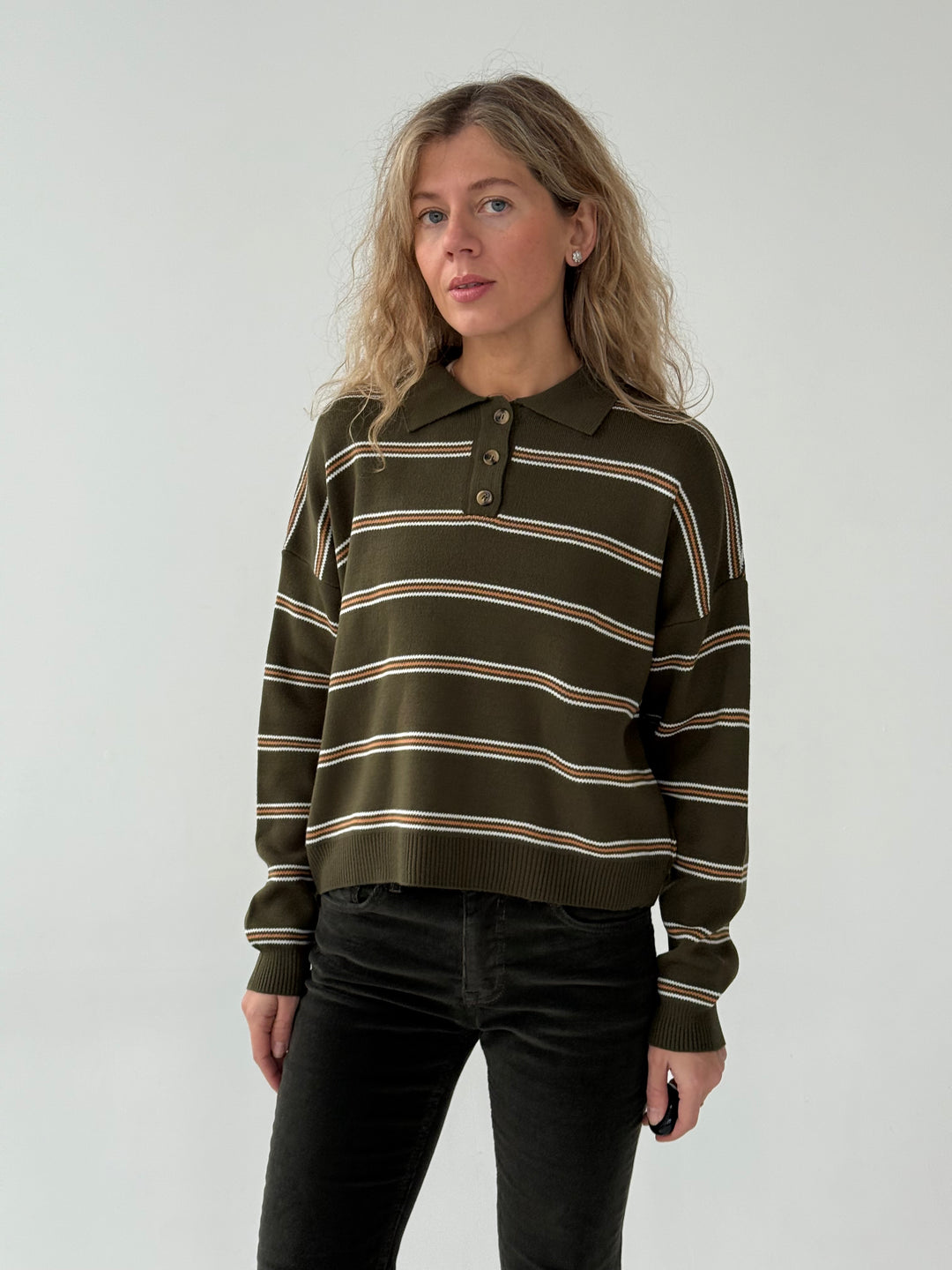 Adīts trikotāžas svītrains polo džemperis