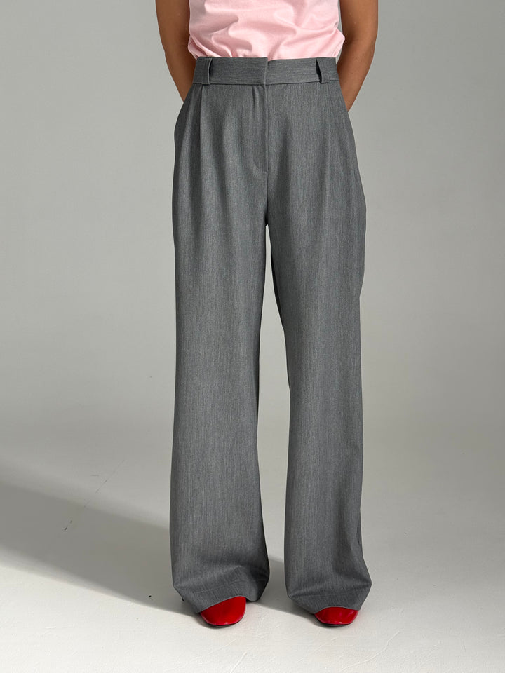 Viskozes wide leg platas bikses ar ielocēm