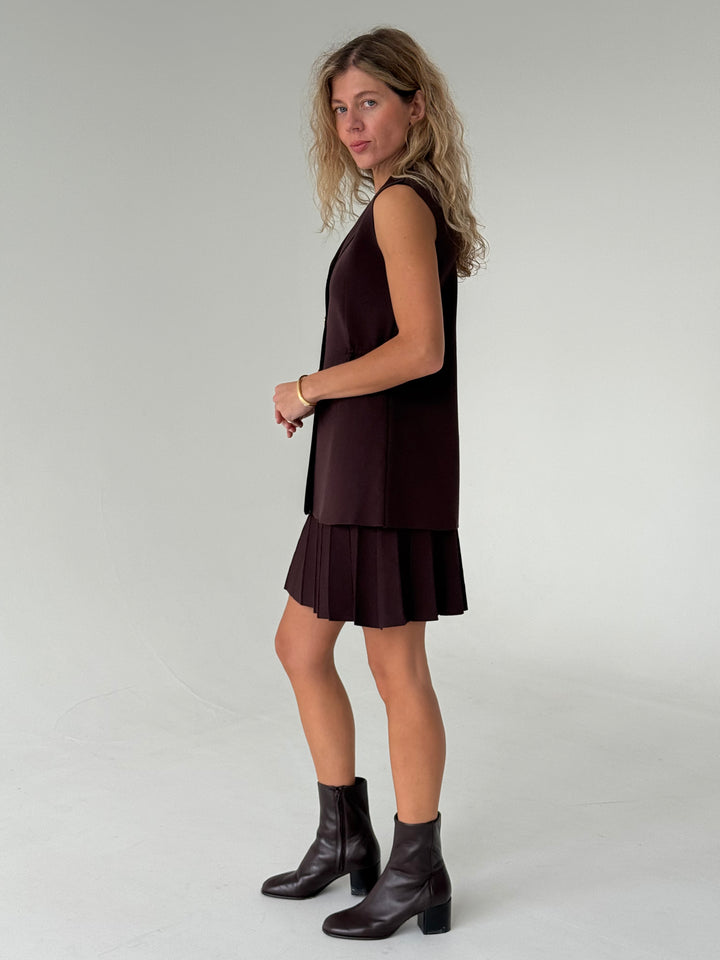 Trikotāžas plisēti svārki ar iestrādātu gumiju jostasvietā