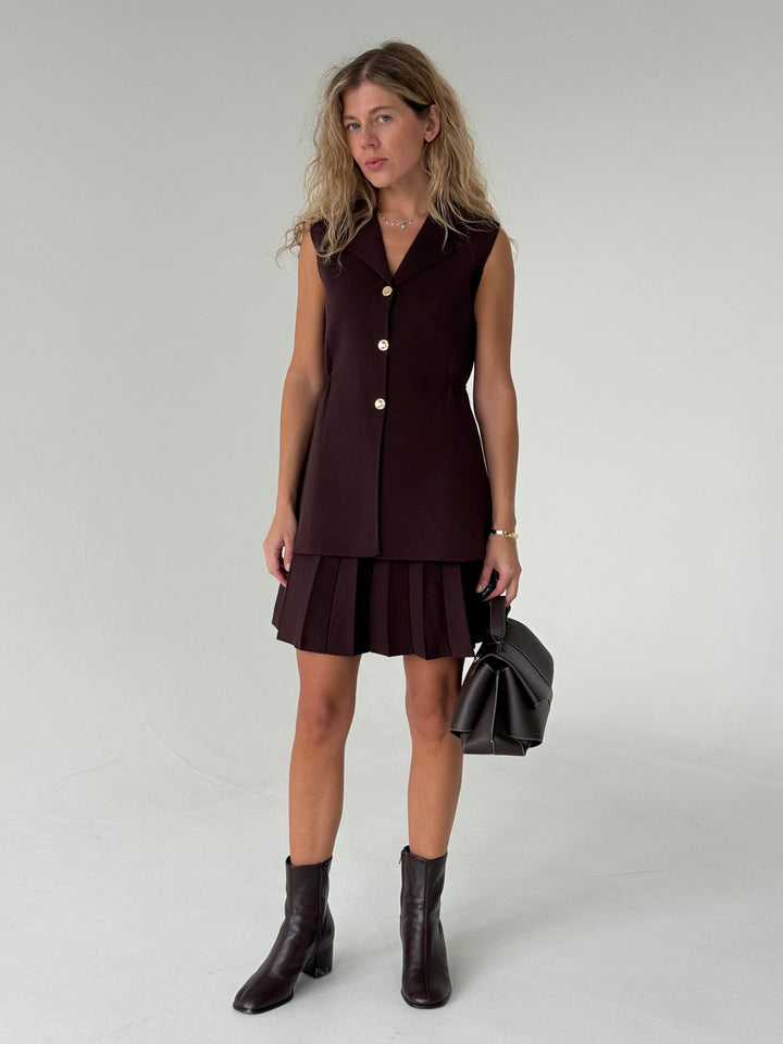 Trikotāžas plisēti svārki ar iestrādātu gumiju jostasvietā