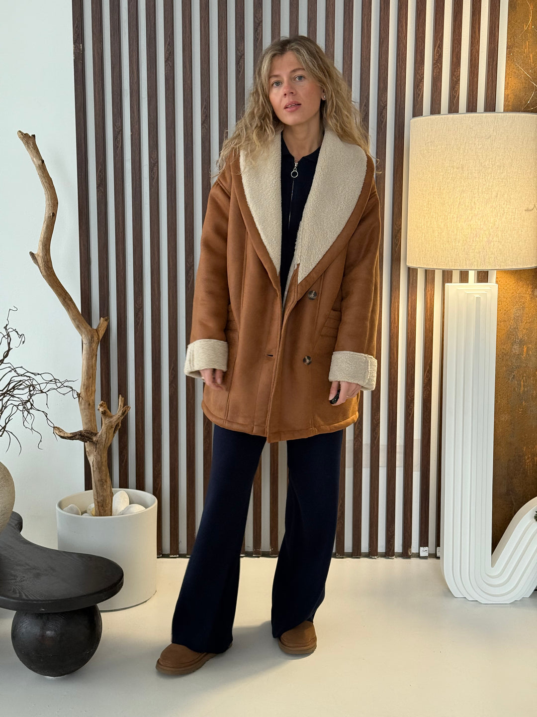 Ādas imitācijas ziemas virsjaka