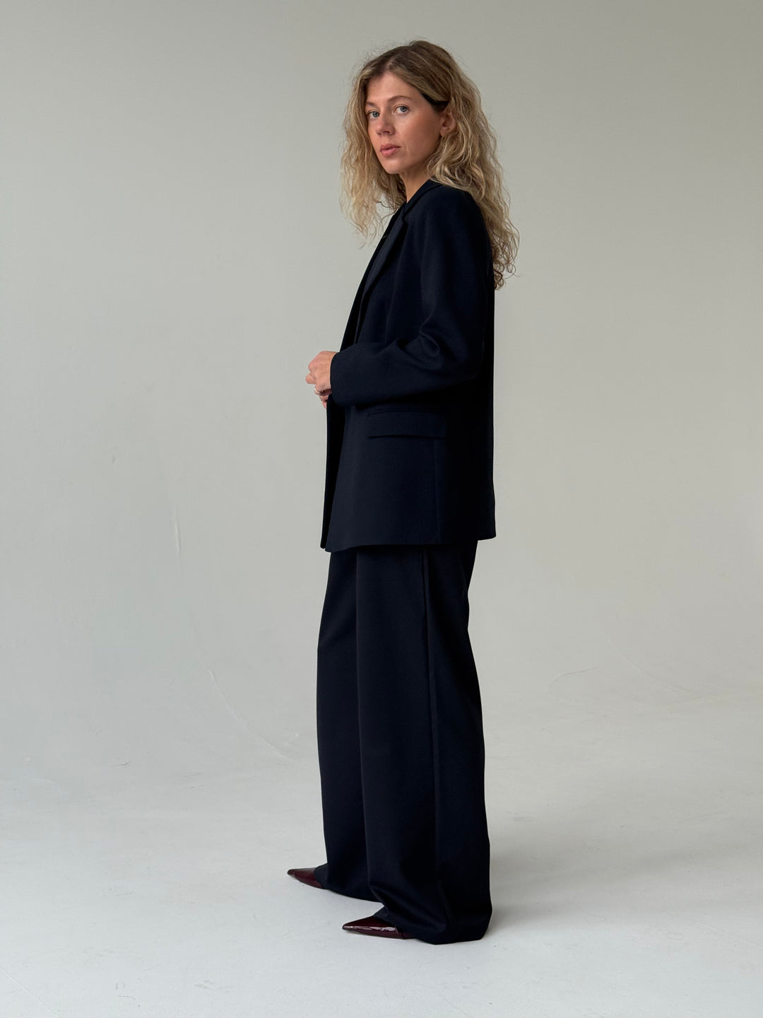 Oversize viskozes žakete ar divrindu pogājumu #02