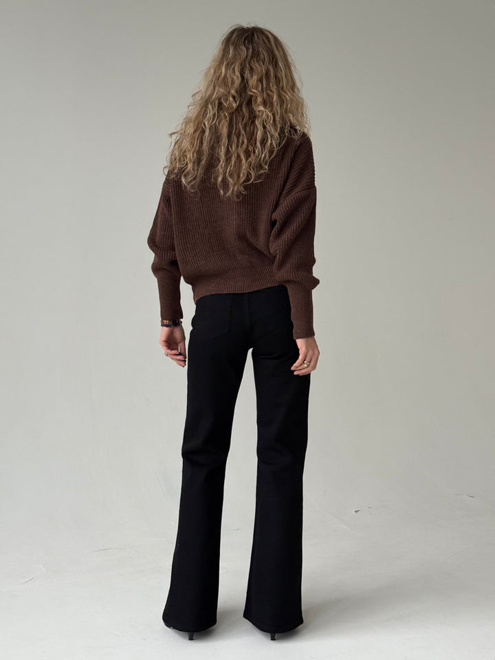 Zvanveida džinsa bikses ar vidēji augstu jostasvietu #02