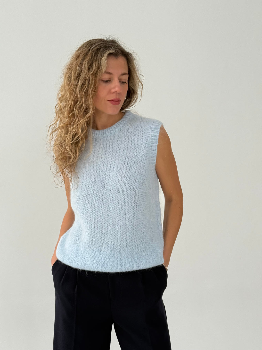 Adīta mohēras veste