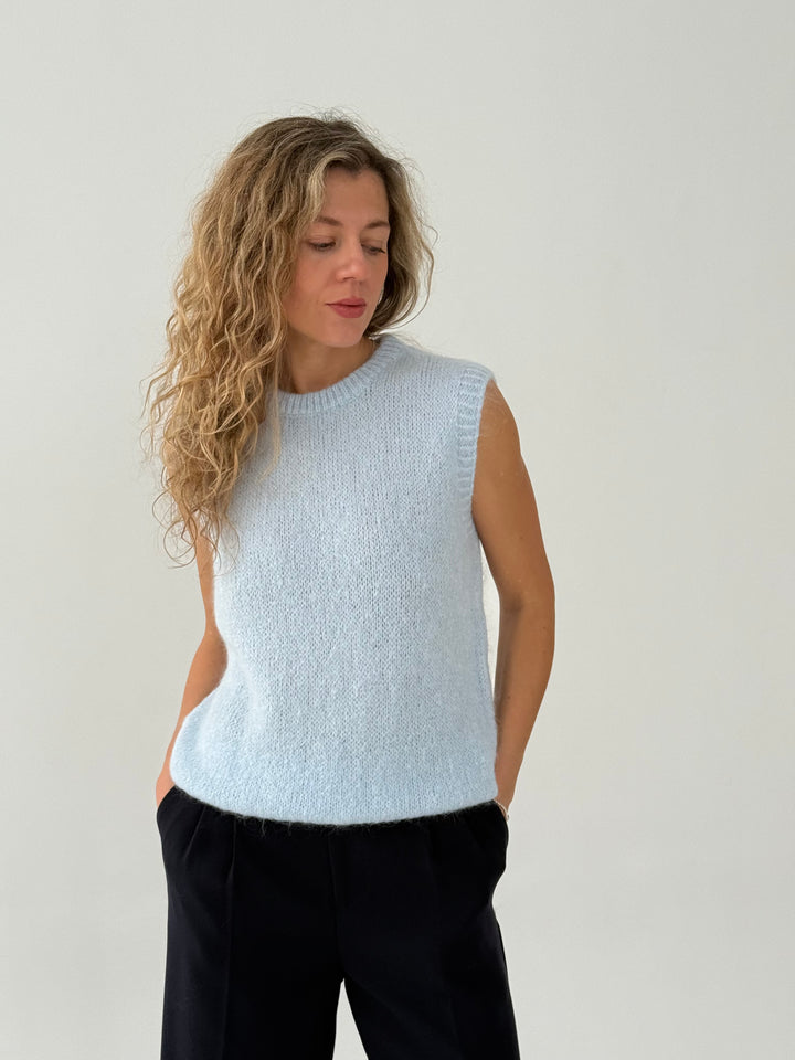 Adīta mohēras veste