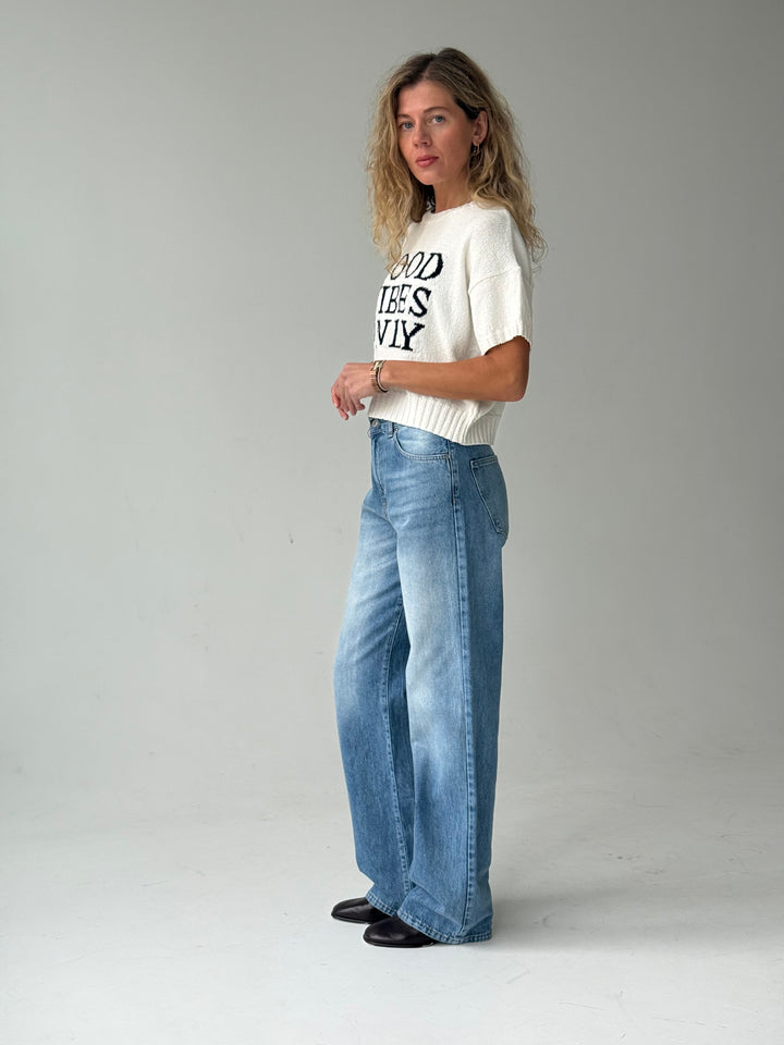 Adīts kokvilnas džemperis ar uzrakstu