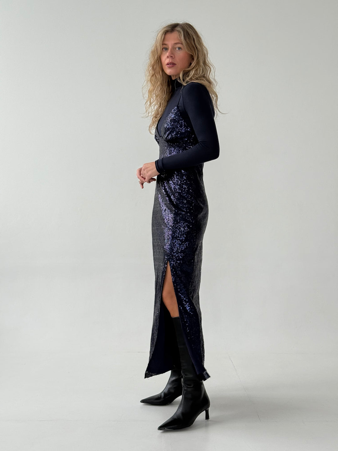 Midi kleita ar fliteriem