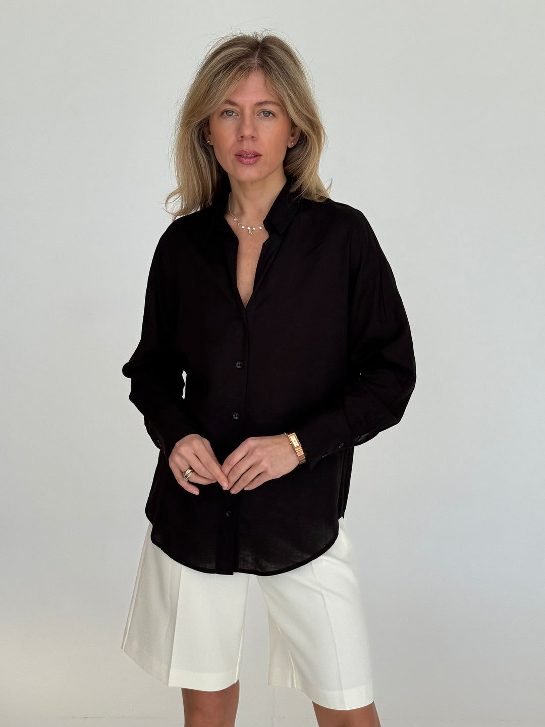 Klasisks lina krekls