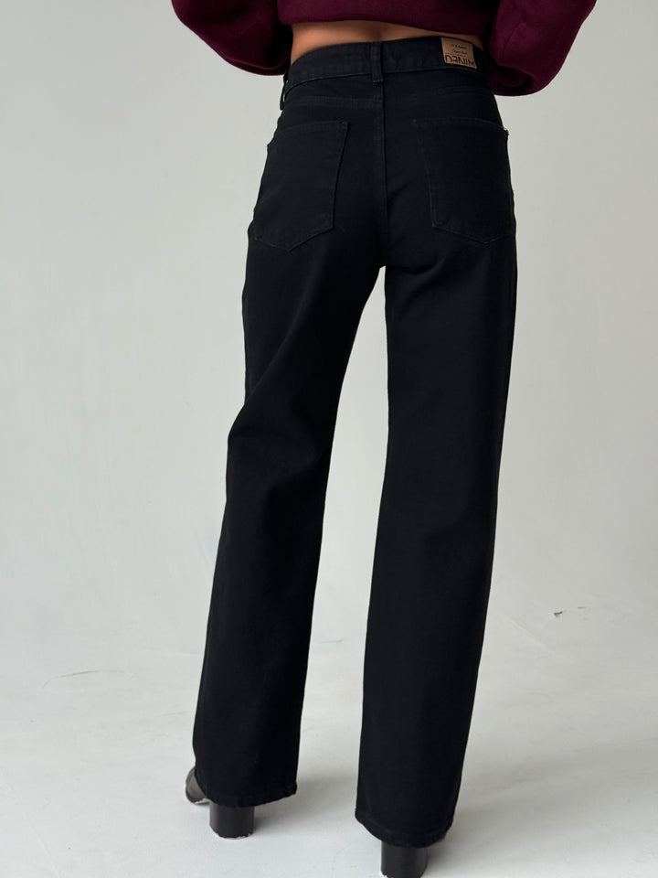 Taisnas džinsa bikses ar augstu jostasvietu un siltinājumu