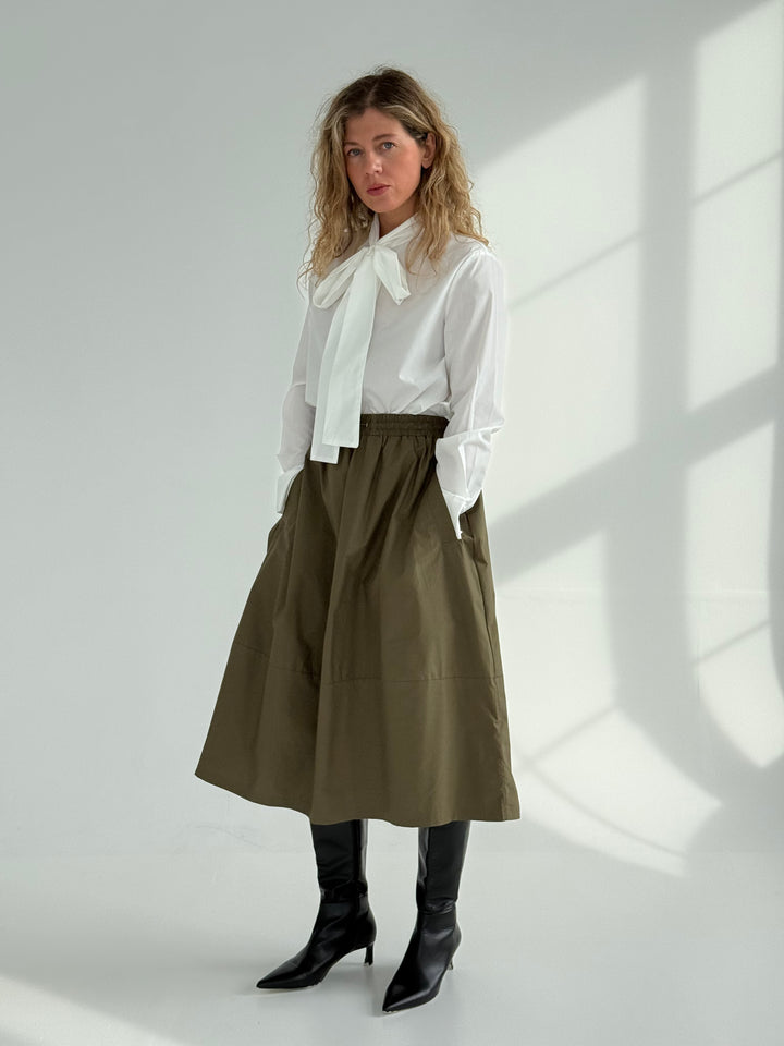 Kokvilnas blūze ar sasienamām lentēm