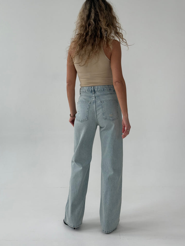 Taisnas džinsa bikses ar augstu jostasvietu un balinātu efektu #04