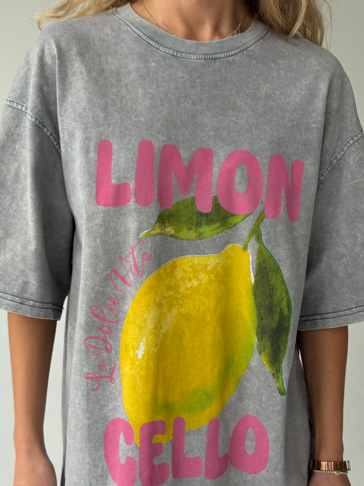 Pagarināts kokvilnas T-krekls ar balinātu efektu un apdruku #02