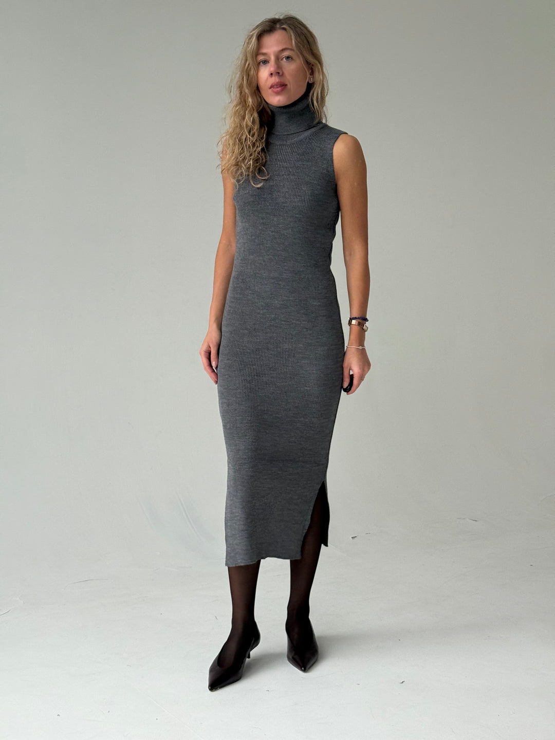 Trikotāžas kleitas un jakas komplekts