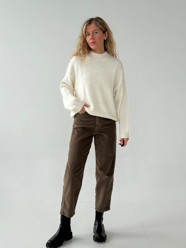 Velveta mom fit džinsa bikses ar augstu jostasvietu