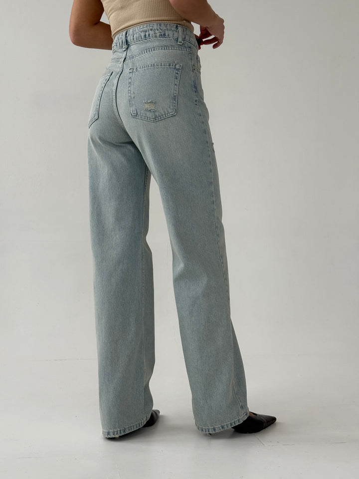 Taisnas džinsa bikses ar augstu jostasvietu un balinātu efektu #04