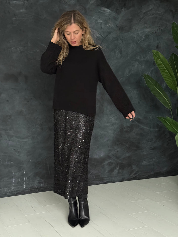 Adīts džemperis ar apaļu kakla izgriezumu #02