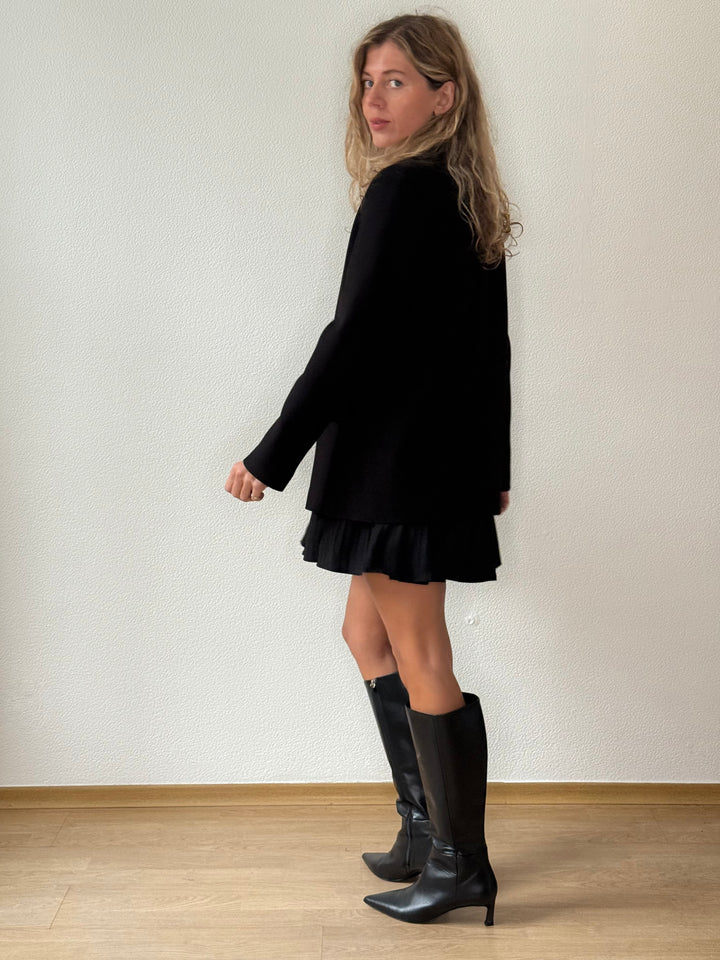 Oversize viskozes žakete ar divrindu pogājumu