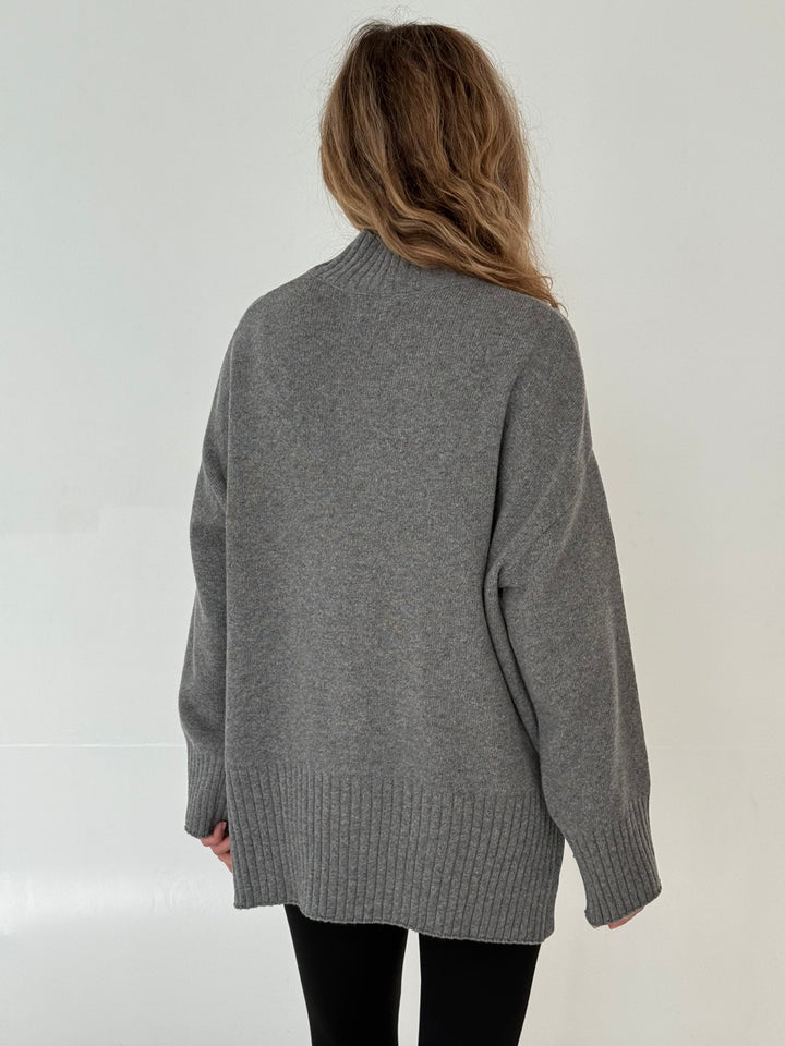 Oversize adīts vilnas džemperis ar augstu apkakli #02