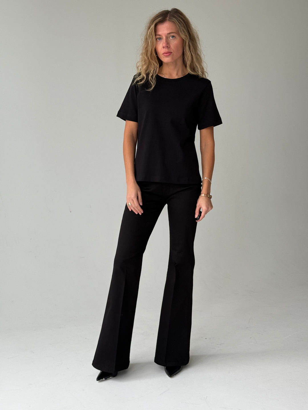 Garas zvanveida bikses ar augstu jostasvietu