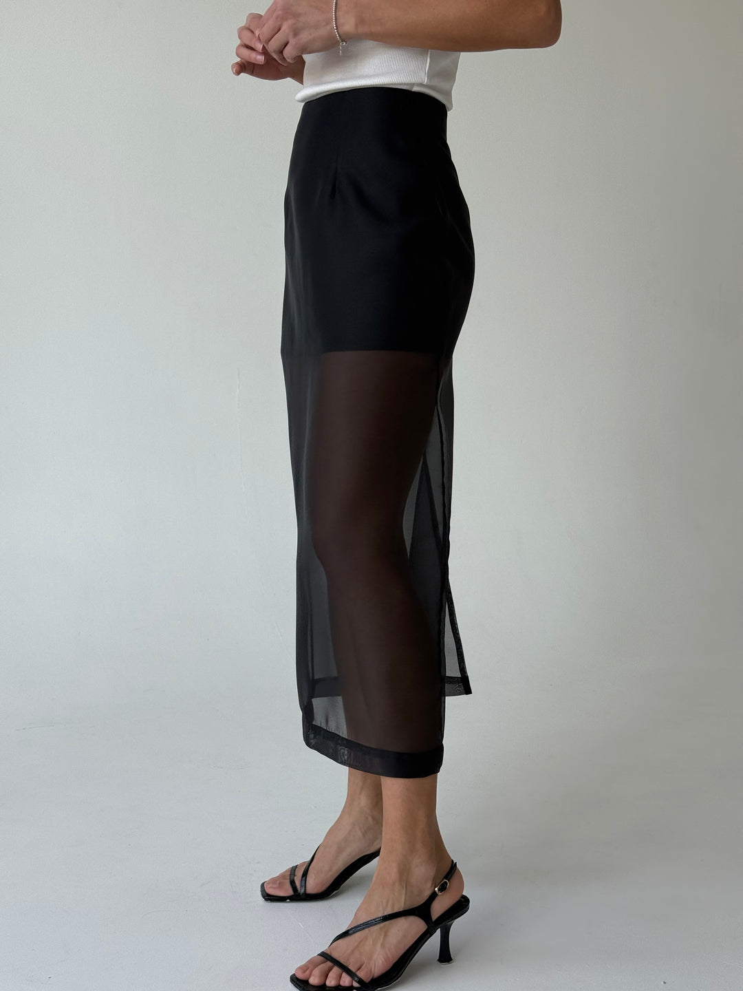 Organzas daļēji caurspīdīgi svārki