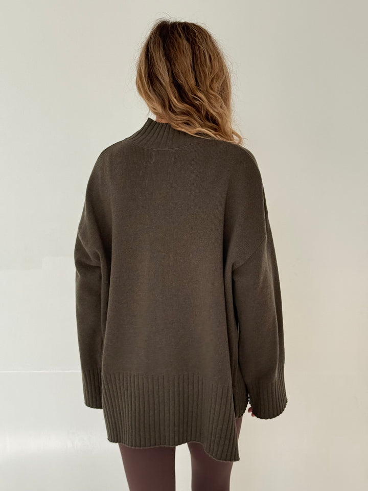 Oversize adīts vilnas džemperis ar augstu apkakli #02