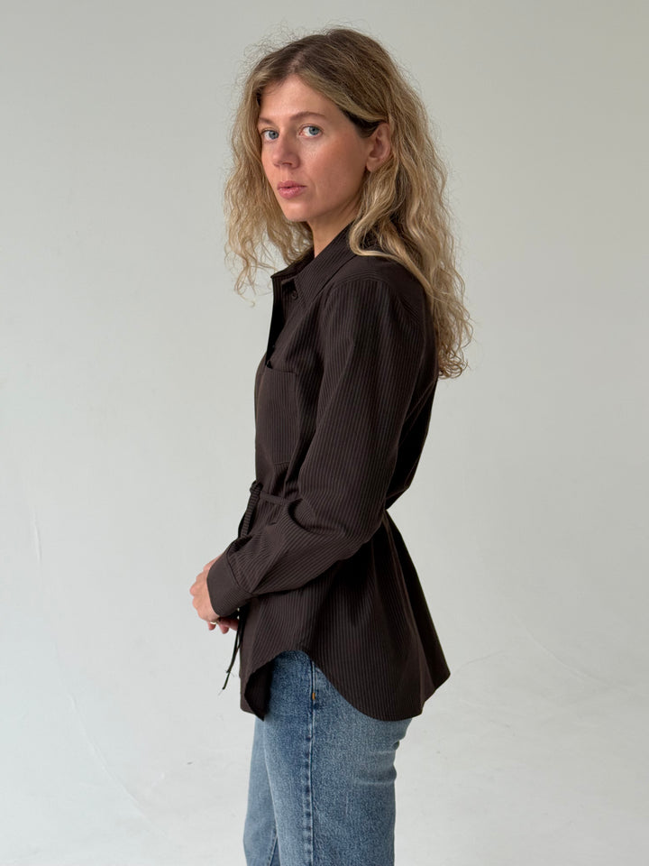 Kokvilnas svītrains krekls ar sasienamo jostiņu