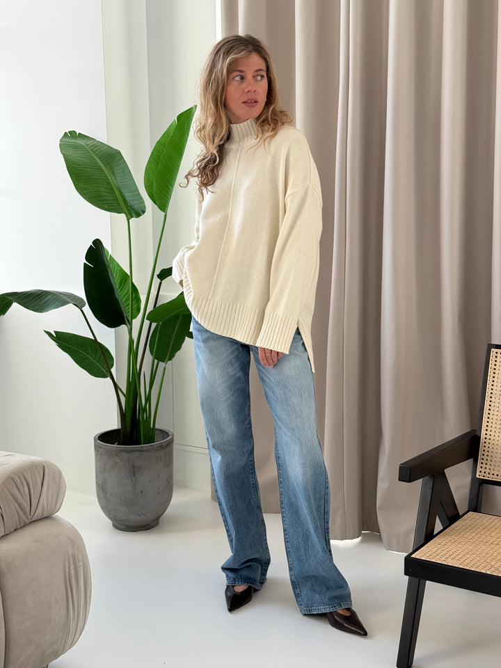 Oversize adīts vilnas džemperis ar augstu apkakli #02