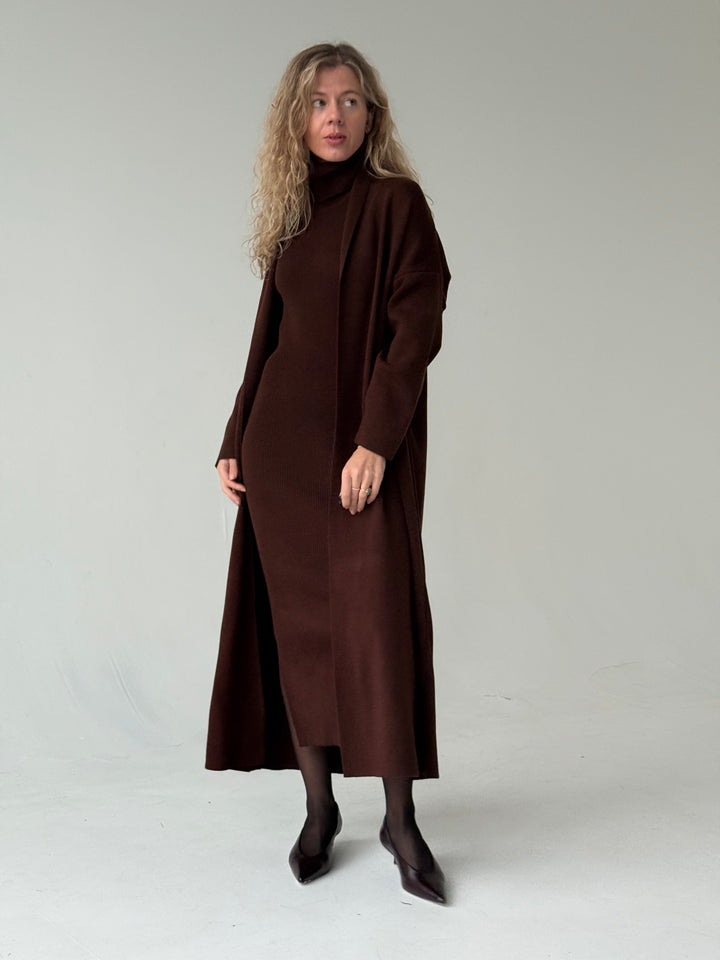 Trikotāžas kleitas un jakas komplekts