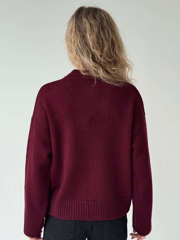 Adīts džemperis ar apaļu kakla izgriezumu #02