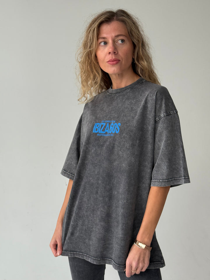 Pagarināts kokvilnas T-krekls ar balinātu efektu un apdruku #02