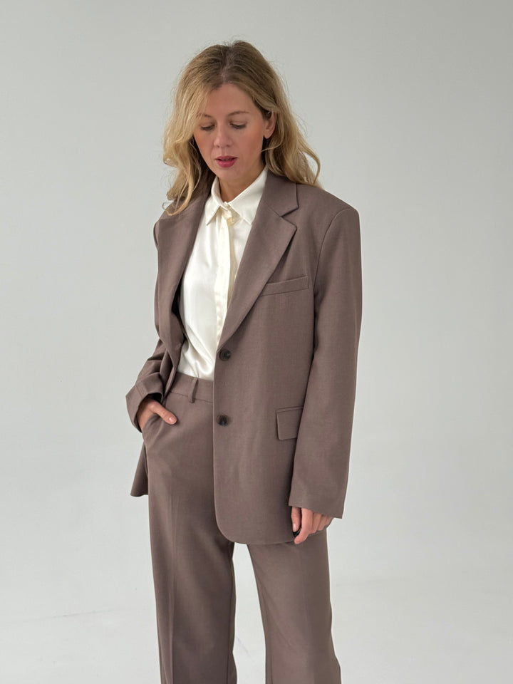 Oversize viskozes žakete taupe