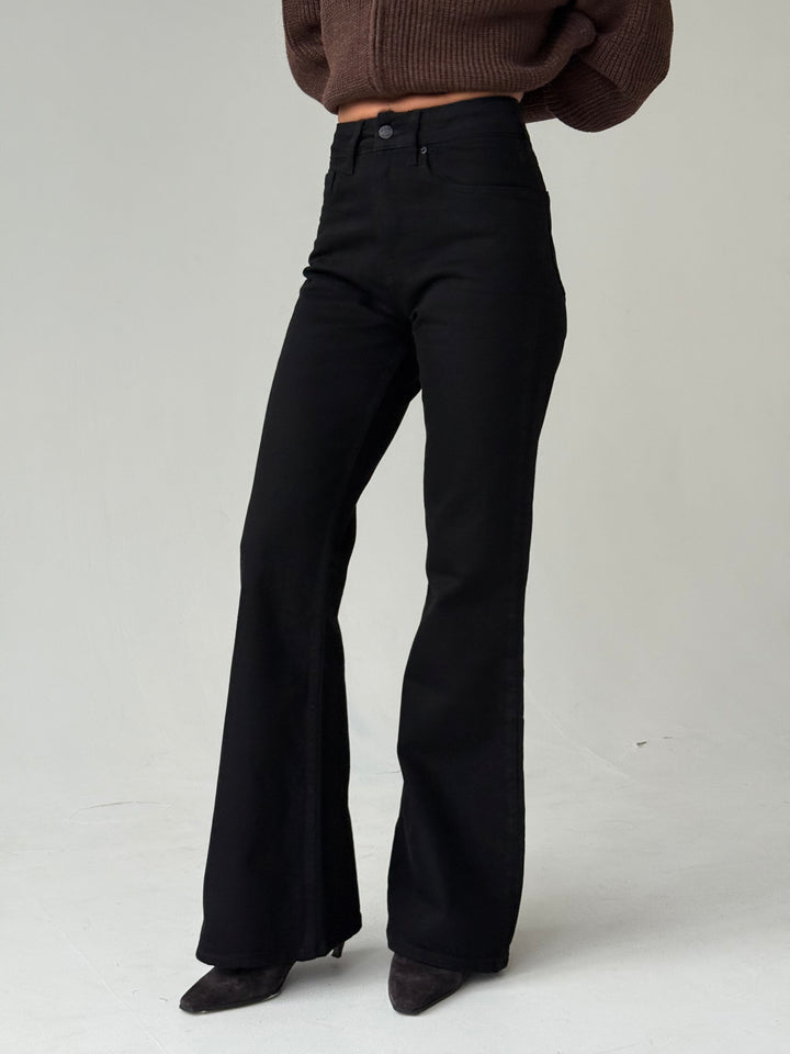 Zvanveida džinsa bikses ar vidēji augstu jostasvietu #02