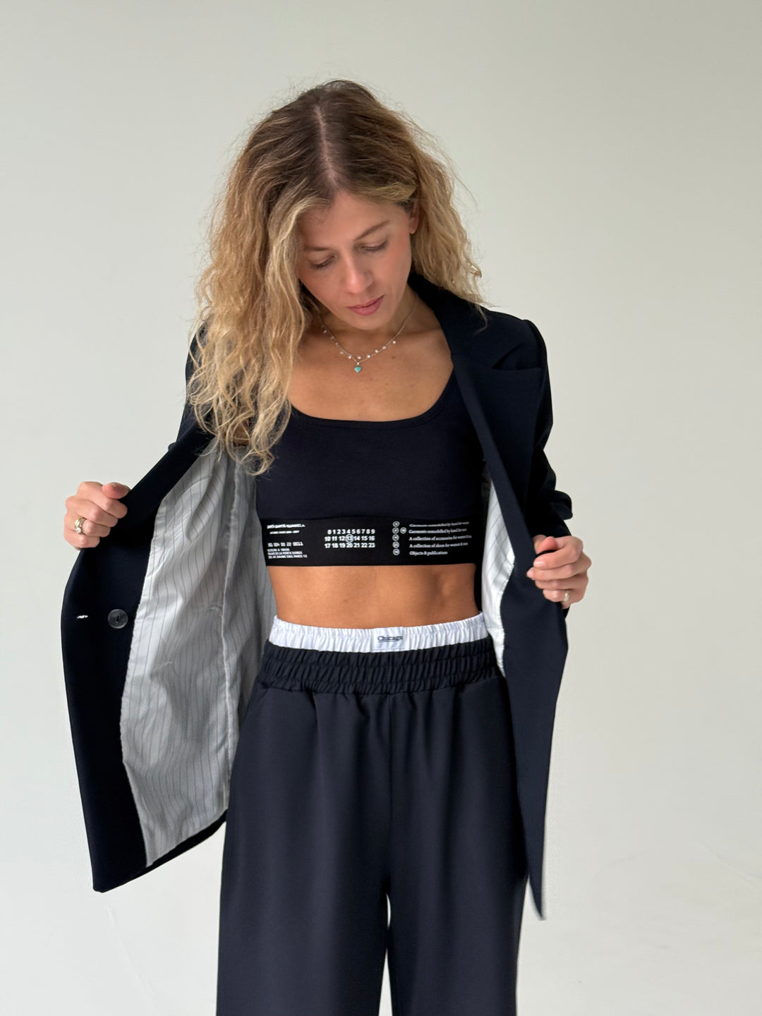 Oversize viskozes žakete ar divrindu pogājumu #02