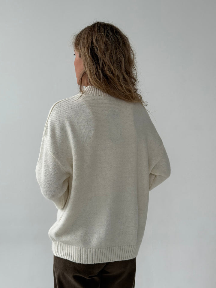 Adīts džemperis ar apaļu kakla izgriezumu #02