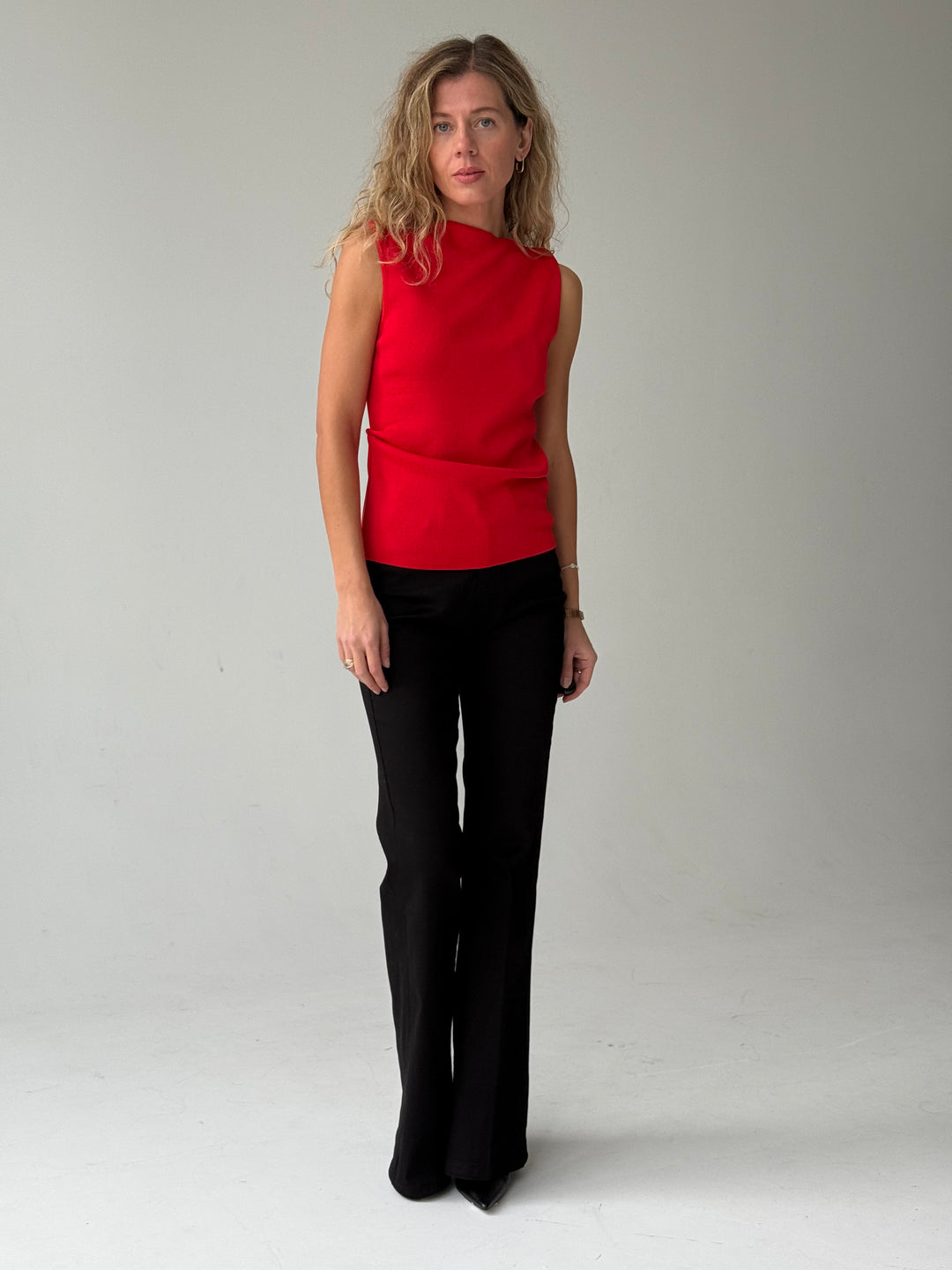 Garas zvanveida bikses ar augstu jostasvietu