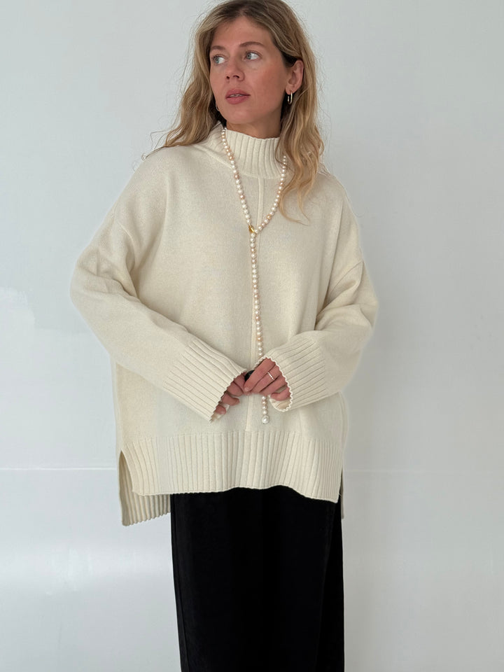 Oversize adīts vilnas džemperis ar augstu apkakli #02