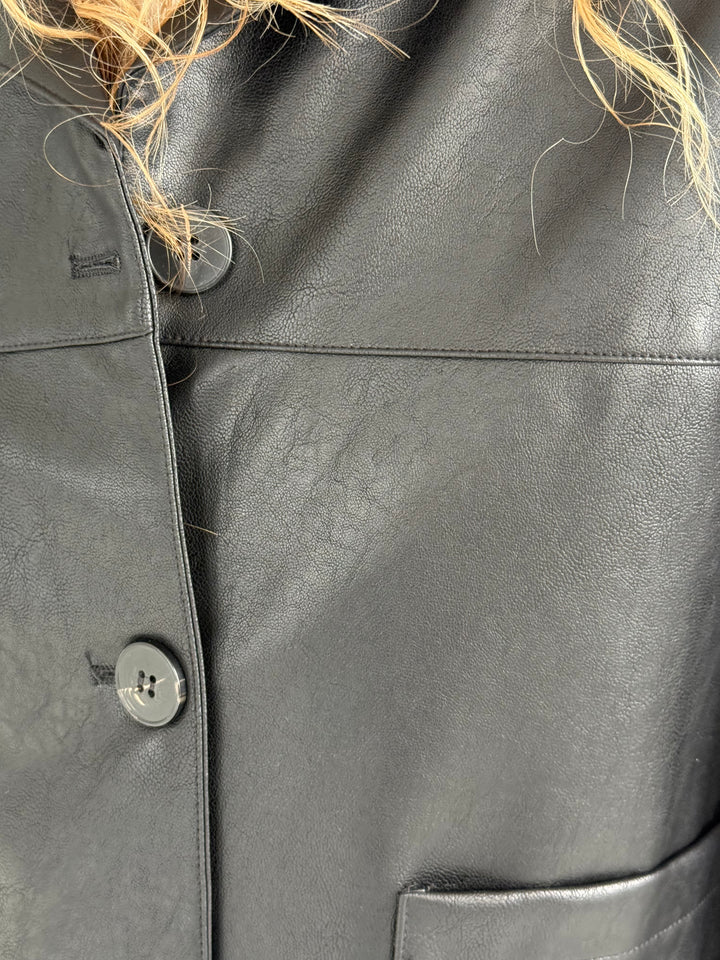 Klasiska žaketes stilā ādas imitācijas virsjaka