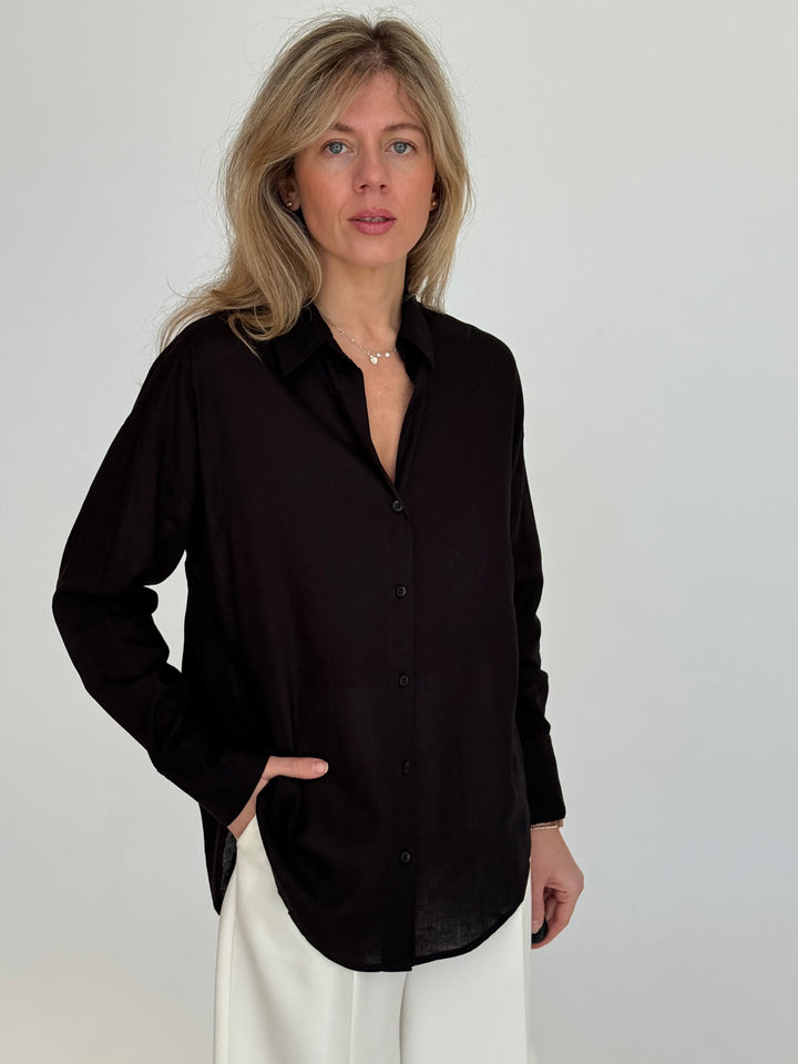Klasisks lina krekls
