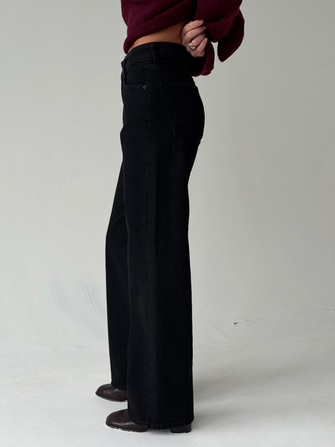 Taisnas džinsa bikses ar augstu jostasvietu un siltinājumu