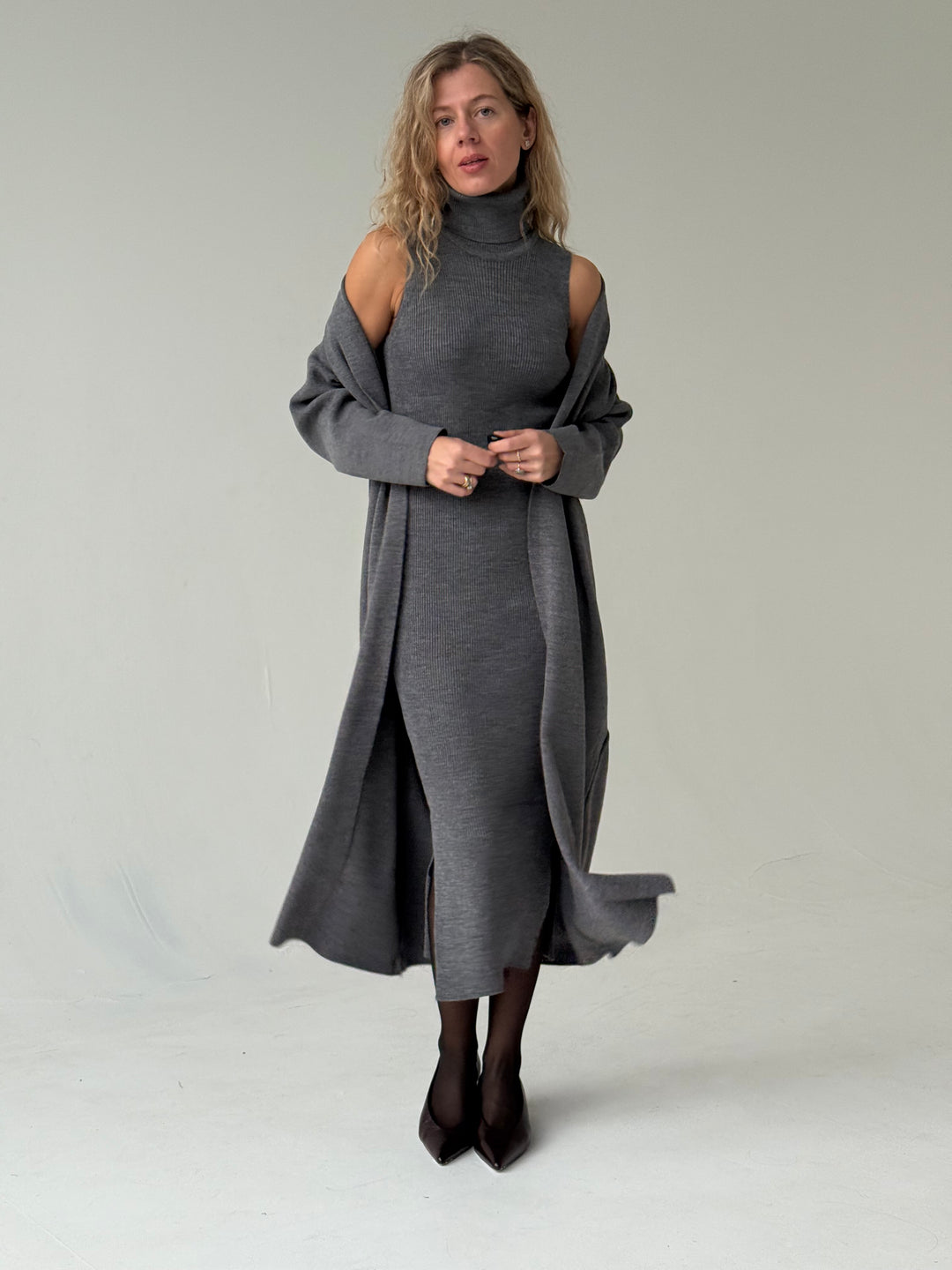 Trikotāžas kleitas un jakas komplekts