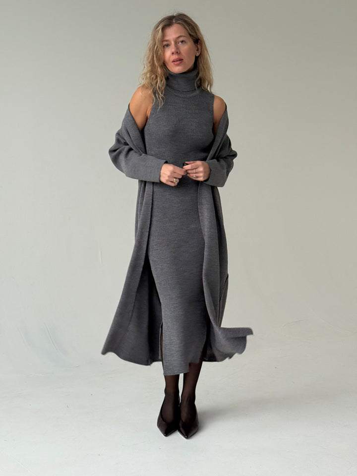 Trikotāžas kleitas un jakas komplekts